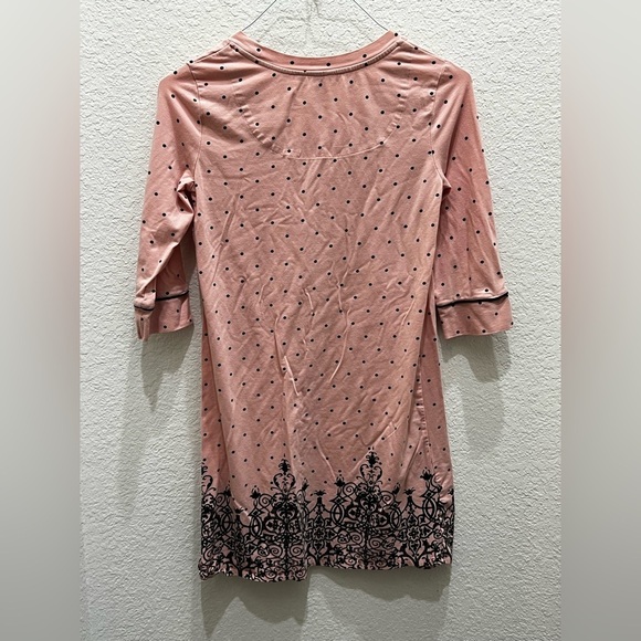 Soma Bundle 2 Sleep Shirts 3/4 Sleeve Pink w/ Black Polka Dot & Black w/ white - Picture 4 of 7